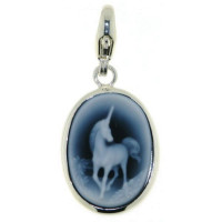 Achatgemme Motiv Einhorn Anhänger mit Karabiner in massiver Fassung aus 925/- Silber Achatgemme Motiv Einhorn Anhänger mit Karabiner in massiver Fassung aus 925/- Silber